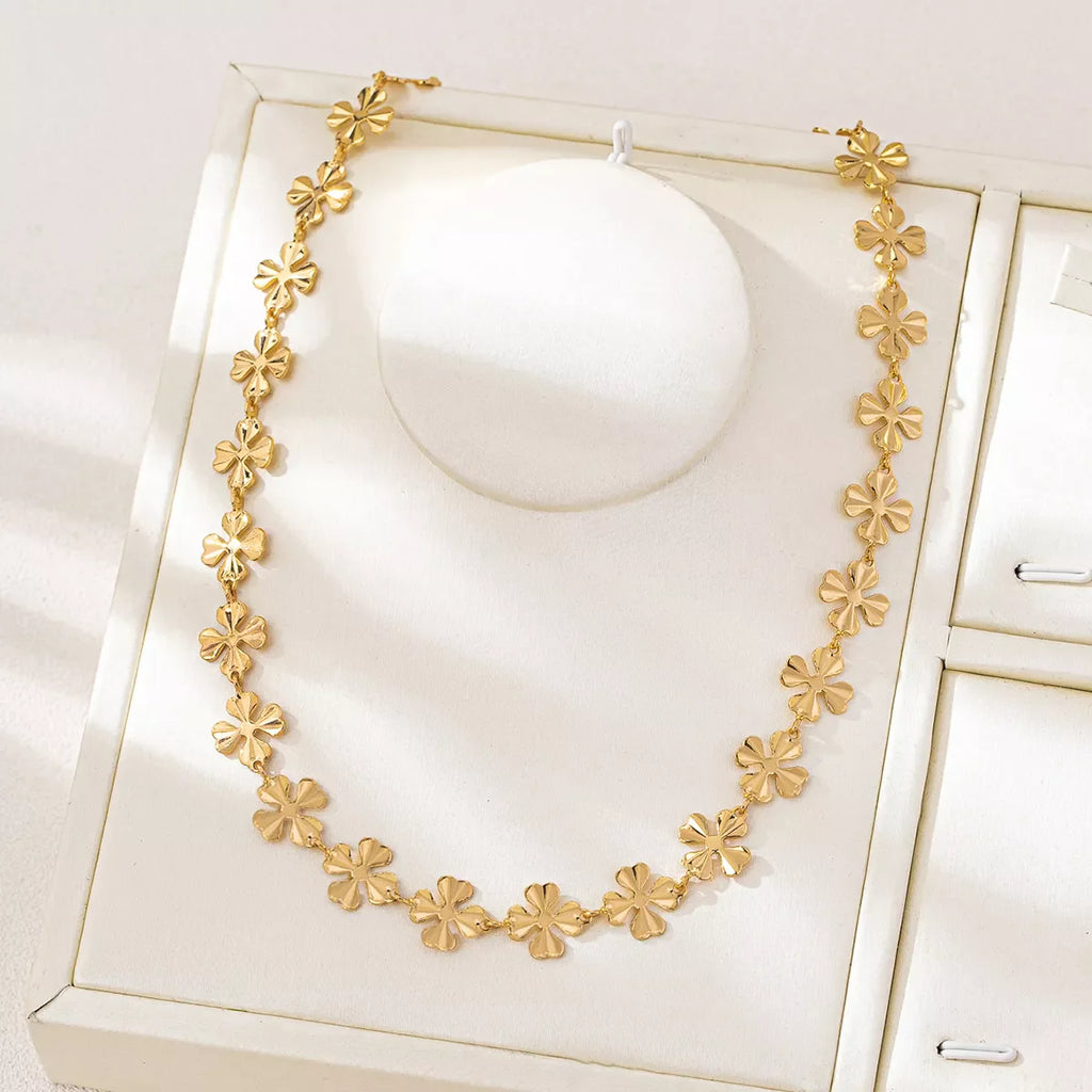 18K Gold-Plated Alloy Flower Chain Necklace