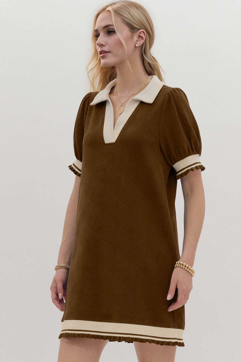 Trendy Contrast Short Sleeve Mini Dress Soft & Comfortable Casual Dress for Women
