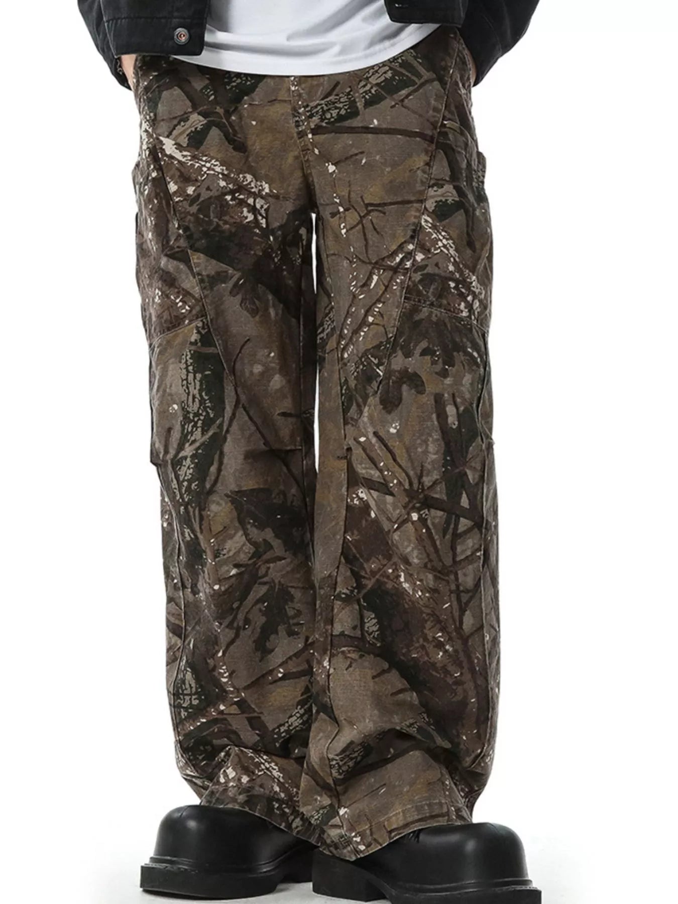Men's Full Size Relaxed Fit Camo Pants