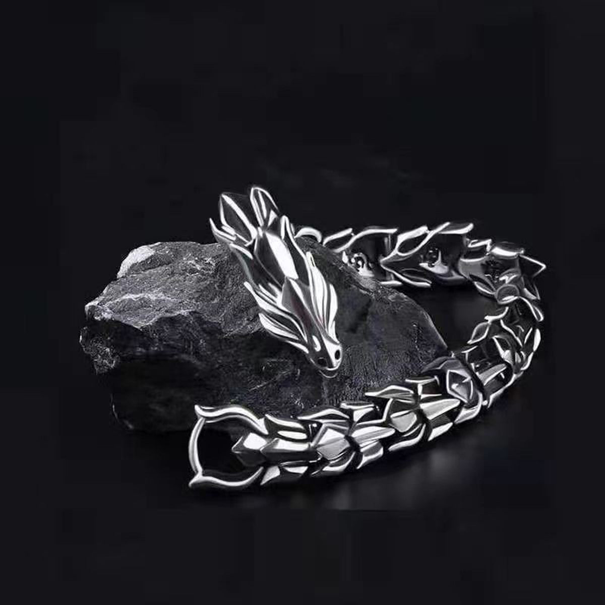 Fashion Dragon Scale Bracelet for Men – Durable and Stylish Wear