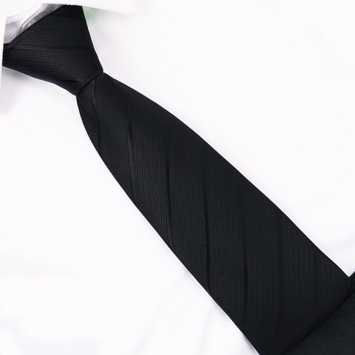 Men’s Pre-Tied Zipper Necktie – Easy Formal Wear with Tailored Look