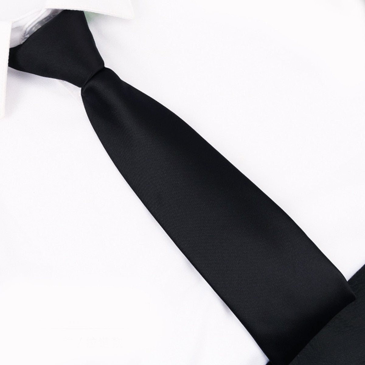 Men’s Pre-Tied Zipper Necktie – Easy Formal Wear with Tailored Look