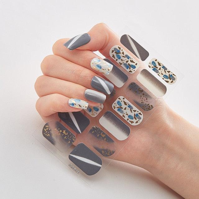 New Year Patterned Nail Decor Nail Polish Nail Art Stickers Full Beauty Sticker for Nails Nail Accessorie Christmas Nail Sticker 3D Nail Art Stickers Decal Slider Template Diy Nail Tool Decorations Nail Art Design Self Adhesive Luxury Designer Nail Sticke